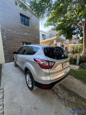 jeepetas y camionetas - FORD ESCAPE 2017  6