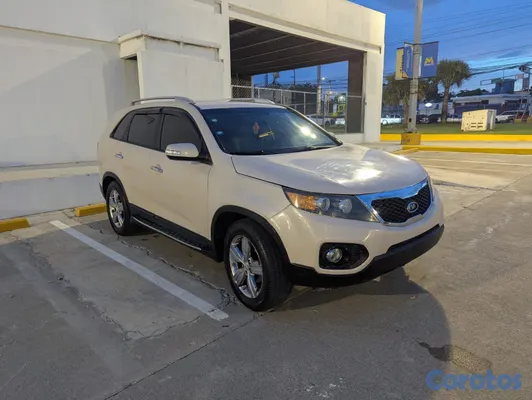 jeepetas y camionetas - Excelente Kia Sorento como nuevo  11