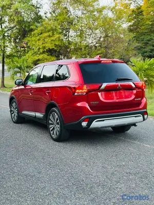 jeepetas y camionetas - 🔥MITSUBISHI OUTLANDER 2019 🔥 3