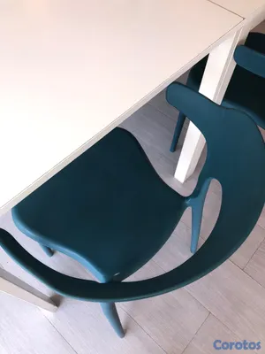decoración y accesorios - Mesas blancas y sillas  3