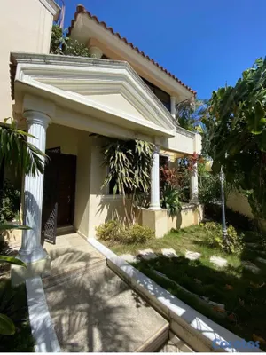 casas - CASA EN VENTA EN AV. LOS BEISBOLISTAS  2