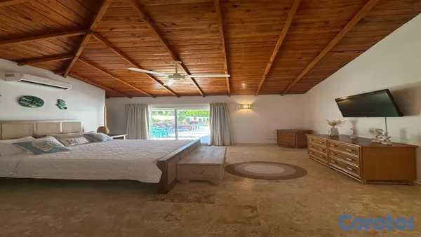 casas vacacionales y villas - Alquiler de Lujosa villa en Segunda línea de playa 9