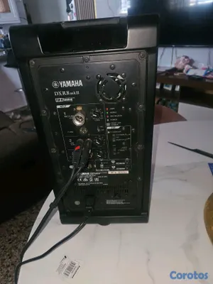 otros electronicos - bocina yamaha modelo DXR8MKII  4