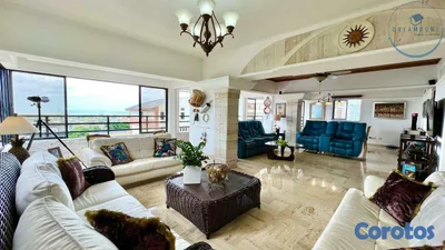 Penthouse en venta en La Julia con vista al mar