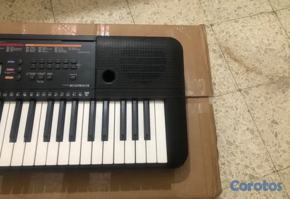 instrumentos musicales - piano Yamaha modelo PSR-263 de 61 teclas con su fuente de energia..!! 4