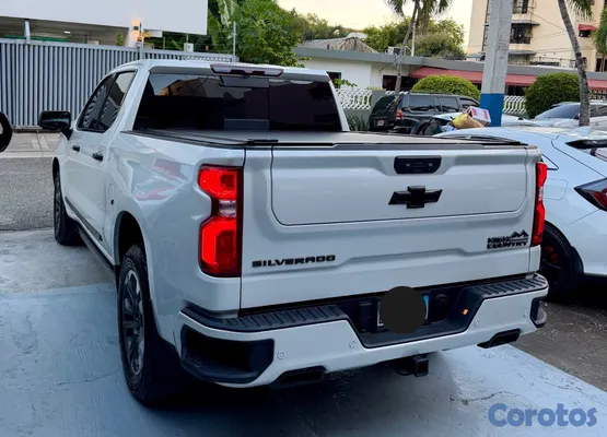 jeepetas y camionetas - Checrolet Silverado 2024 Highcountry 6