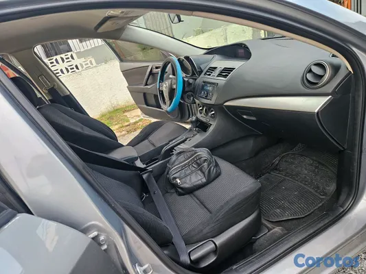 carros - mazda 3 2013  11