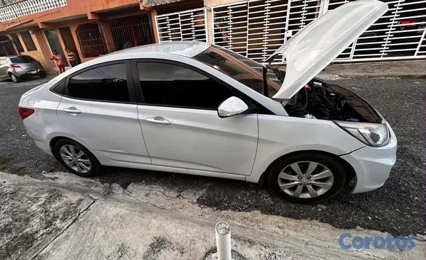 carros - HYUNDAI ACCENT 2018 ECO 3