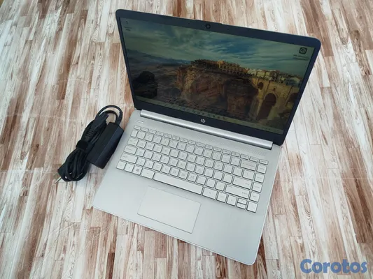 computadoras y laptops - HP 14 PULGADAS, 8 RAM, i3 10ma, 256 SSD LAPTOP  LI 4