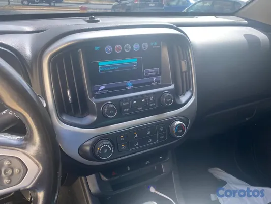 jeepetas y camionetas - Chevrolet colorado 2018 americana en excelentes co 5