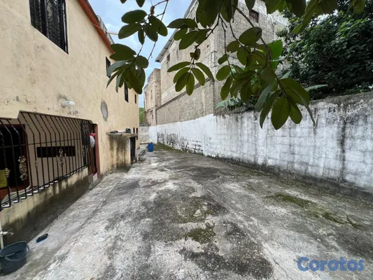 casas - Casa de 2 Niveles en venta en los Rosales ll Santo Domingo Este 5