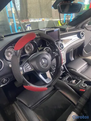 carros - Mercedes Benz CLA 250 4