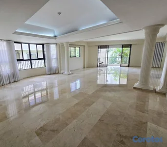 Apartamento de 3 habitaciones en alquiler en La Es