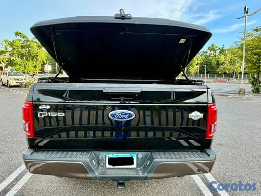 jeepetas y camionetas - 2016 Ford F150 Doble Cabina King Ranch - Clean Car 9
