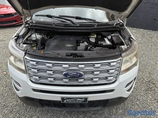 jeepetas y camionetas - Ford Explorer AWD XLT 2016 10