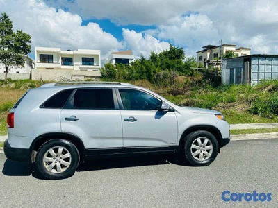 VENDO KIA SORENTO AÑO 2012 EN EXCELENTES CONDICION