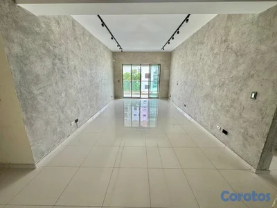 Apartamento en Evaristo Morales