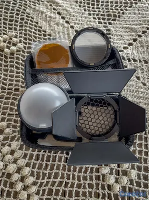 camaras y audio - Flash Godox V1 y Kit de Accesorios 4