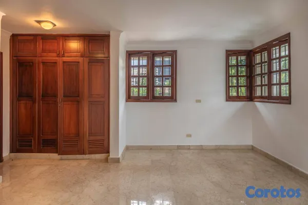 casas - Casa de 4 habitaciones en alquiler en Bella Vista 14