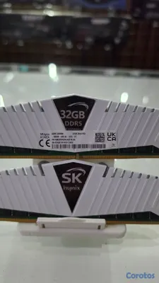 computadoras y laptops - Kit Memoria Ram DDR5 64GB 2 X 32 SK Hynix Blanca 2