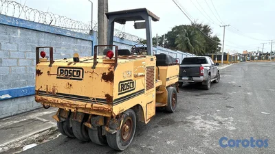 Máquina para Colocación de Asfalto en Alquiler