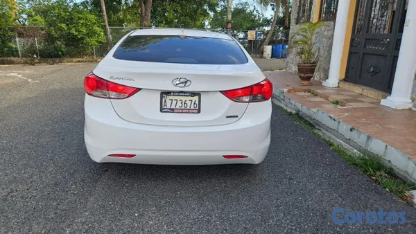 carros - hyundai elantra límited doch 3