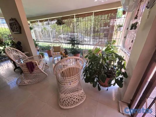 casas - Casa en venta + Terraza + Patio | Los Jardines del 10