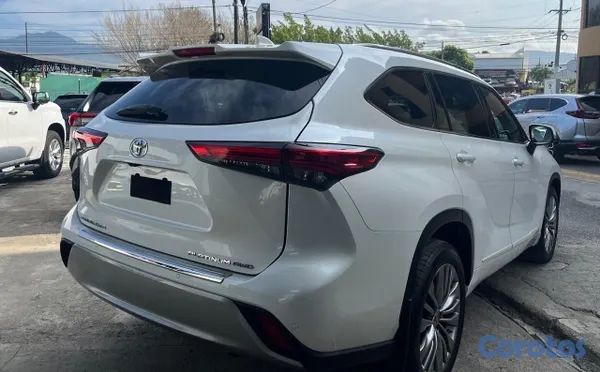 jeepetas y camionetas - 2020 Toyota Highlander Platinum 5