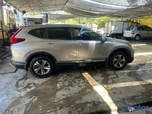 jeepetas y camionetas - HONDA Modelo: CR-V LX 4X2, 2017 3