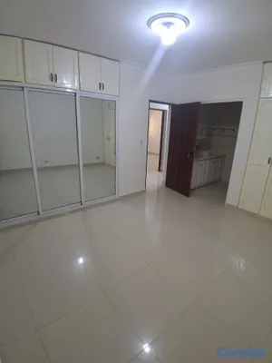 apartamentos - Alquiler en un primer nivel en Evaristo Morales 10