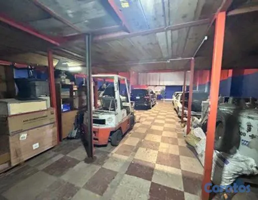 oficinas y locales comerciales - vendo taller automotriz en la San Martin con todos 4