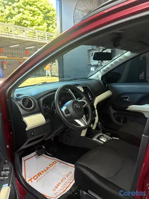 jeepetas y camionetas - Toyota Rush 1500cc 2019, 79,000 millas 7