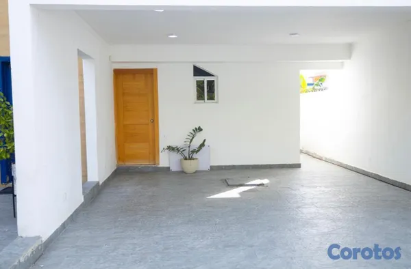 casas - Casa en venta en Residencial Los Hidalgos 3