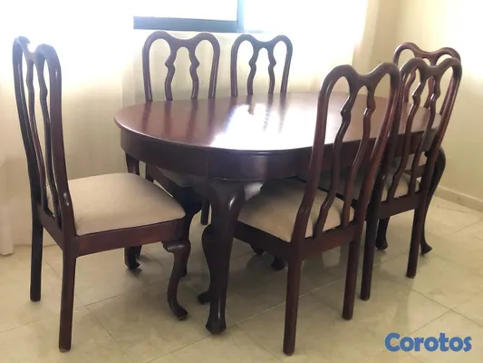 muebles y colchones - Vendo Comedor en Caoba de 6 sillas 3