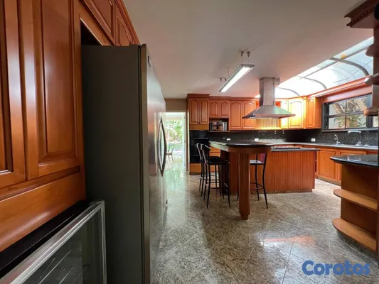 casas - Casa de 4 habitaciones en alquiler en Los Cacicazg 6