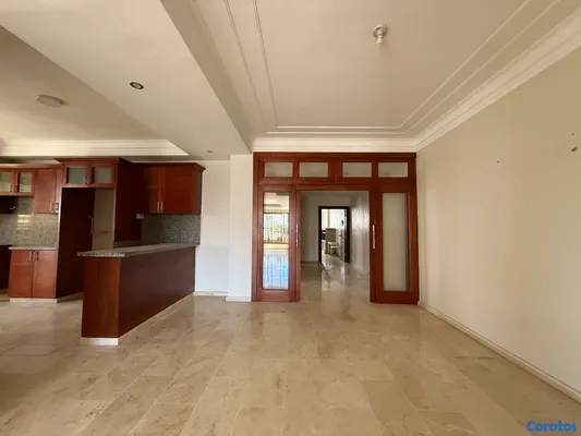 apartamentos - Venta US340,000 en los Casicasgos / NIvel  5to clásico  3