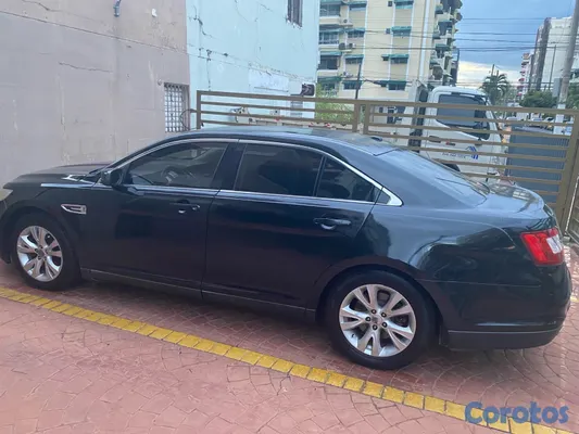 carros - Ford Taurus año 2011 
 3