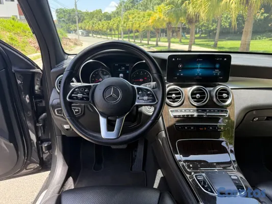 jeepetas y camionetas - Mercedes-Benz GLC 300 2020 | Excelente estado 4