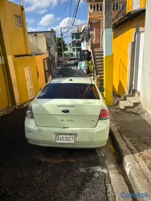 carros - Ford Focus 2010 3