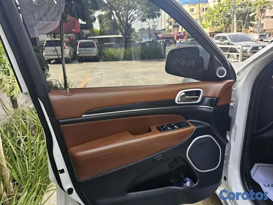 jeepetas y camionetas - jeep grand cherokee summit 2020 6