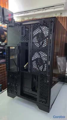 computadoras y laptops - Case Lian Li O11 Compact + 5 Fan Lian Li Wireless 4