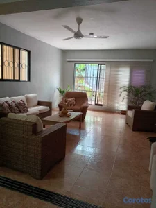 Casa solar 339 mts en los restauradores