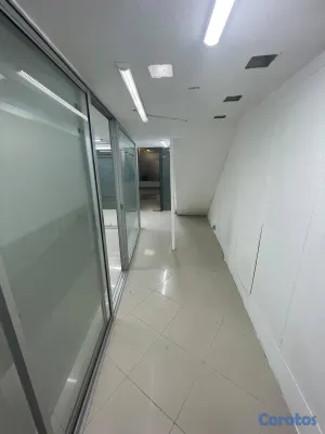 oficinas y locales comerciales - SE ALQUILA LOCAL COMERCIAL CON MEZANINE 5