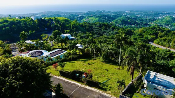 solares y terrenos - Terreno de Lujo en Residencial Exclusivo a 7 Minutos de Las Terrenas 6