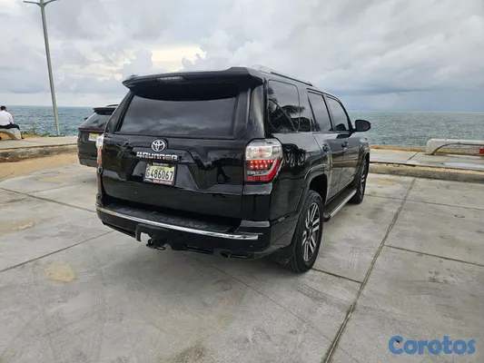 jeepetas y camionetas - Toyota 4runner 2014 4