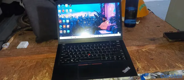 computadoras y laptops -  LENOVO THINKPAD T490S EN EXCELENTES CONDICIONES.  8
