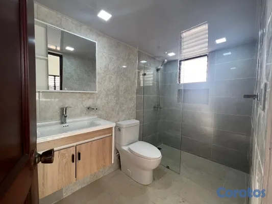 apartamentos - APARTAMENTO EN ALQUILER VILLA MARINA
3 habitaciones 1parqueo 3er nivel 12