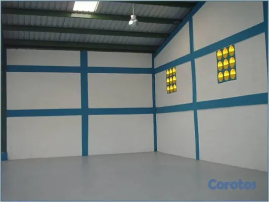 oficinas y locales comerciales - Venta Sesion Nave industrial Bavaro Av. Barcelo  7