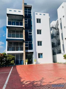 Venta de penthouse - 4 parqueos - 4to y 5to nivel 