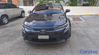 Toyota corolla LE 2020 